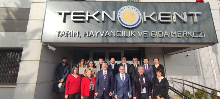 Ankara Üniversitesi TTO fakülte temsilcilerinin Agrigenomics Hub ziyareti